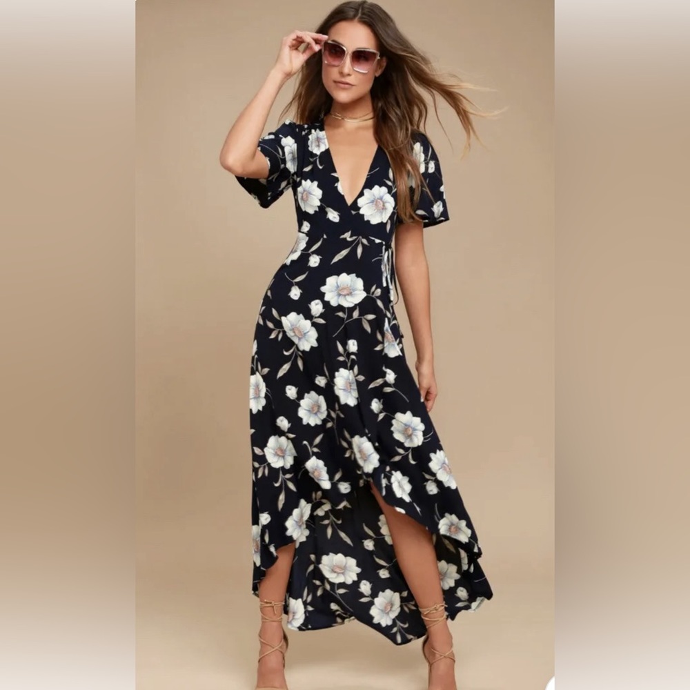 Lulu’s Lake Como Navy Blue Floral Print High-Low Wrap Dress Size XS !!